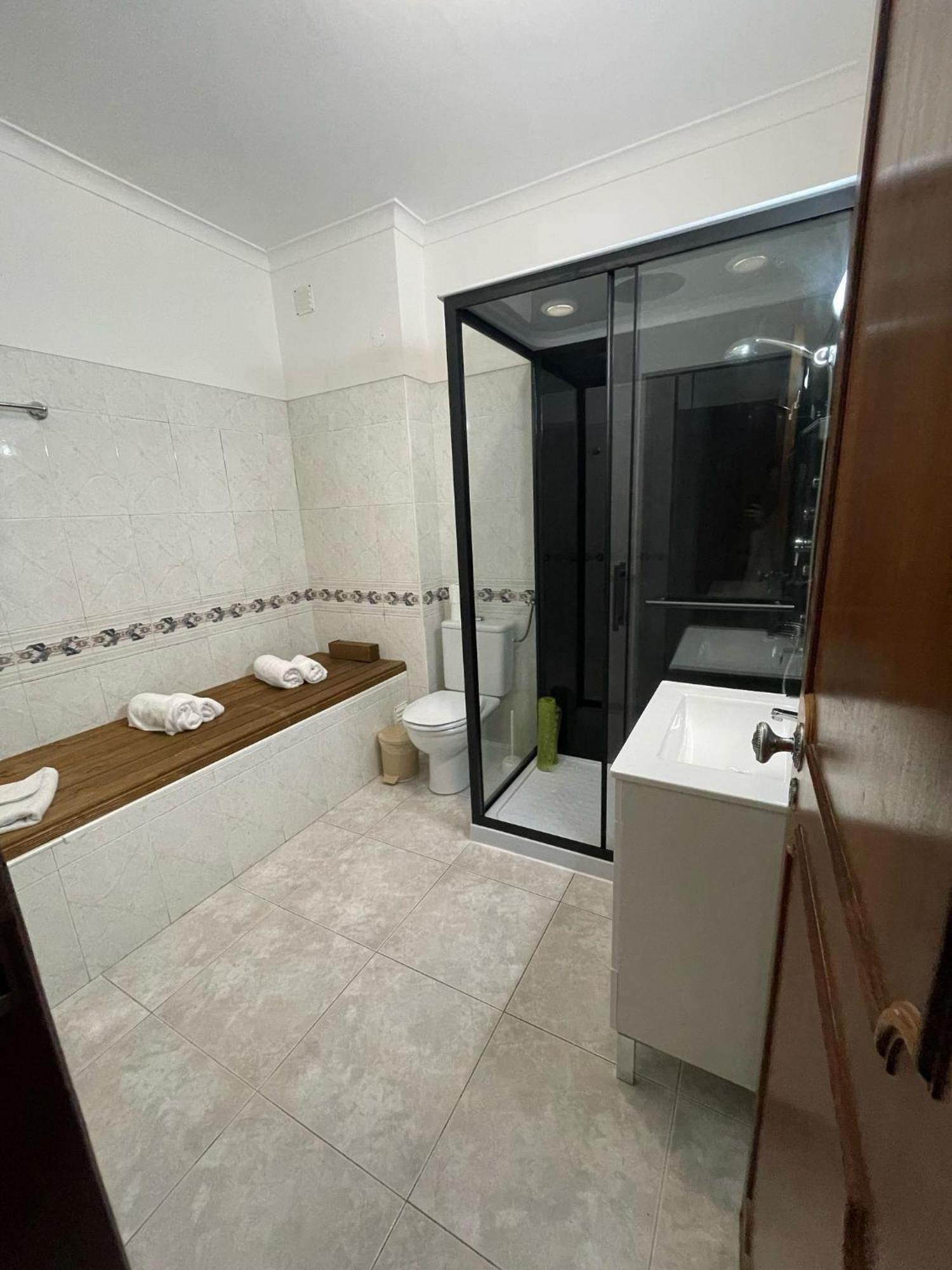 Apartamento T1 Todo Equipado อัลบูเฟรา ภายนอก รูปภาพ