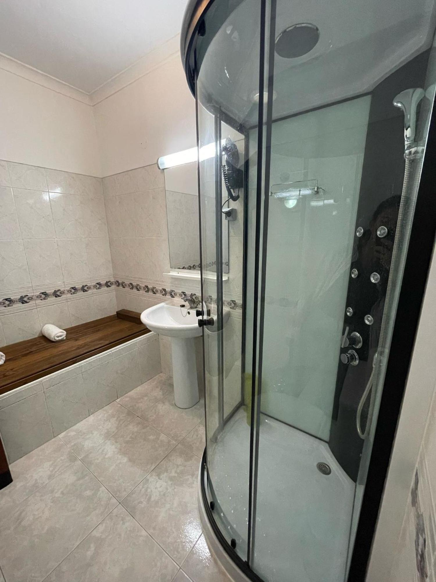 Apartamento T1 Todo Equipado อัลบูเฟรา ภายนอก รูปภาพ